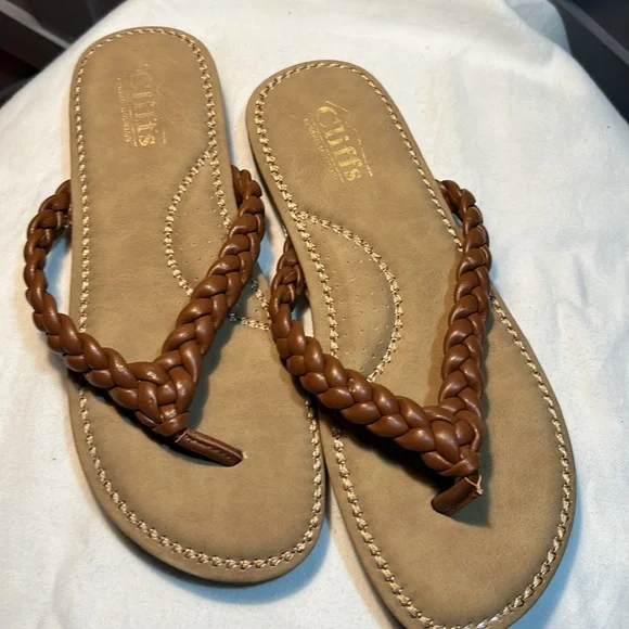 Cliffs by White Mountain Freedom Braided Slip On Thong Sandals Brown or White - Picture 9 of 9